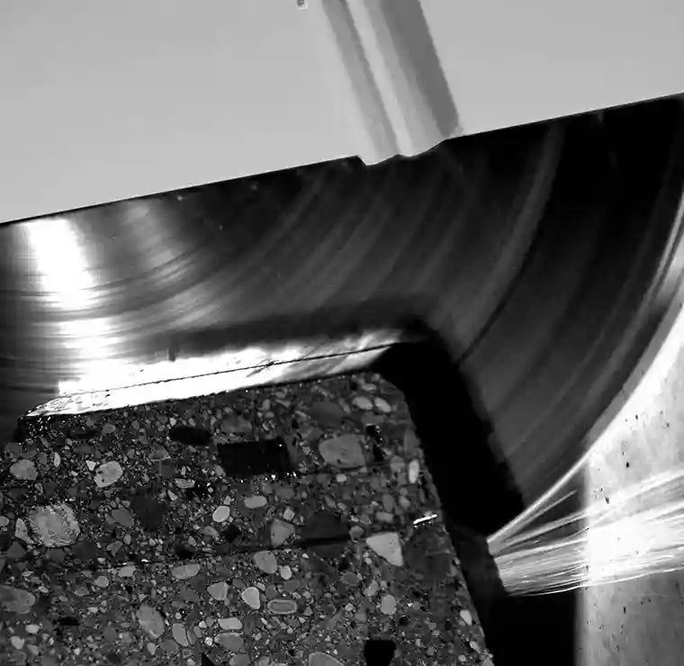 Diamond blade cutting