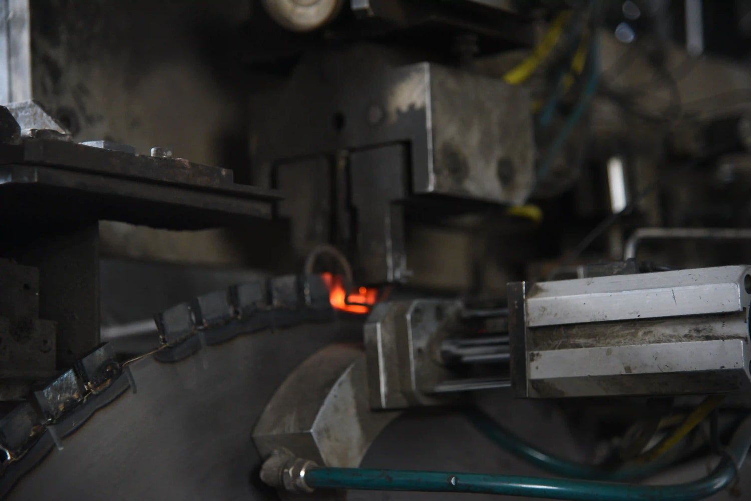Diamond blade brazing welding